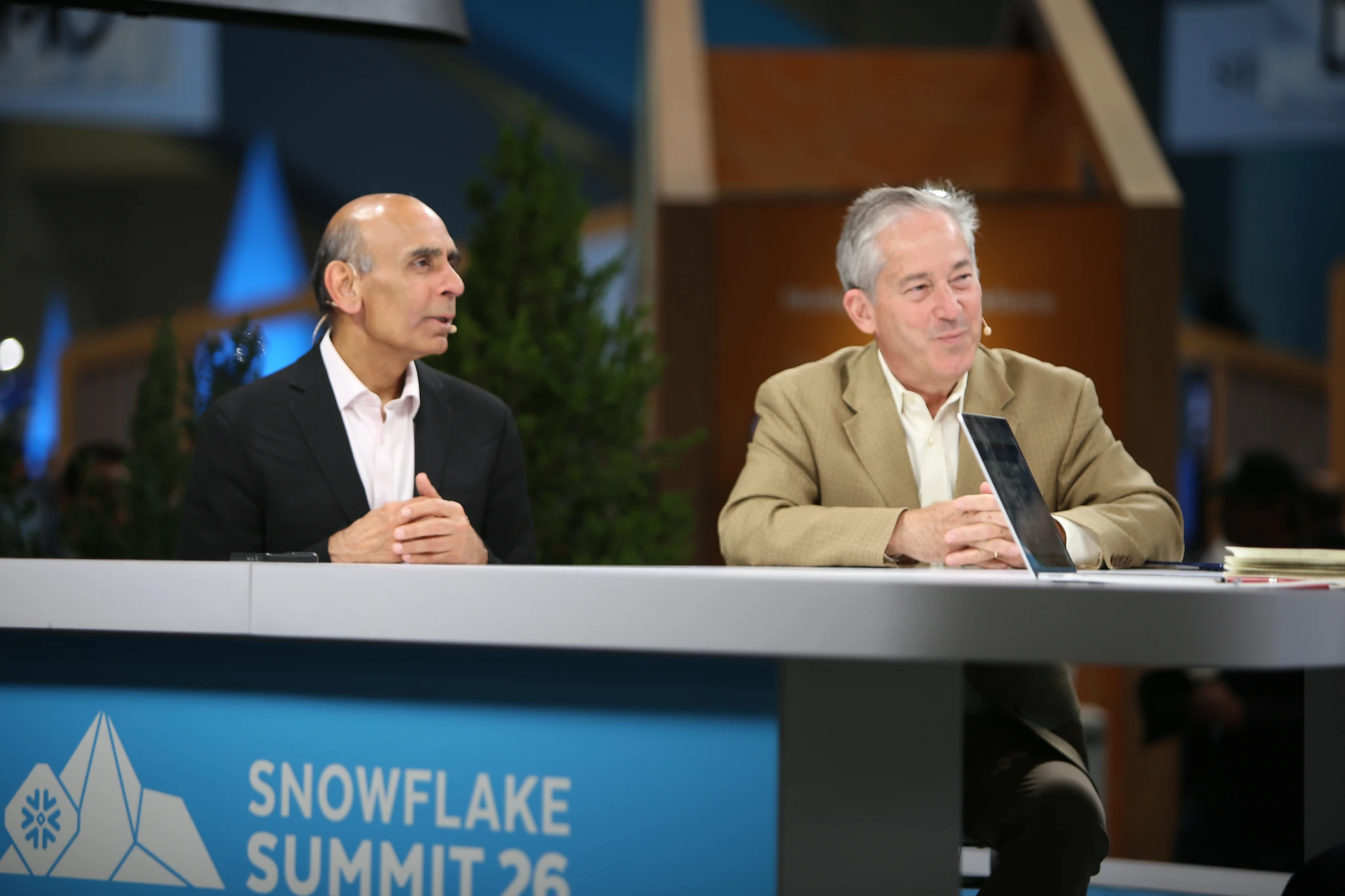 The Cube interview with Sanjeev Mohan and Bob O'Donnell at Snowflake Summit 2026